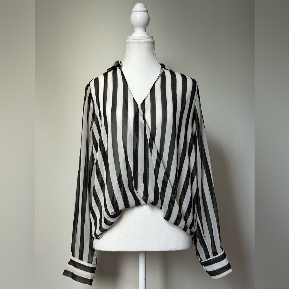 BCBGMAXAZRIA Striped Faux Wrap Retro Classy Sheer‎ Blouse Size S